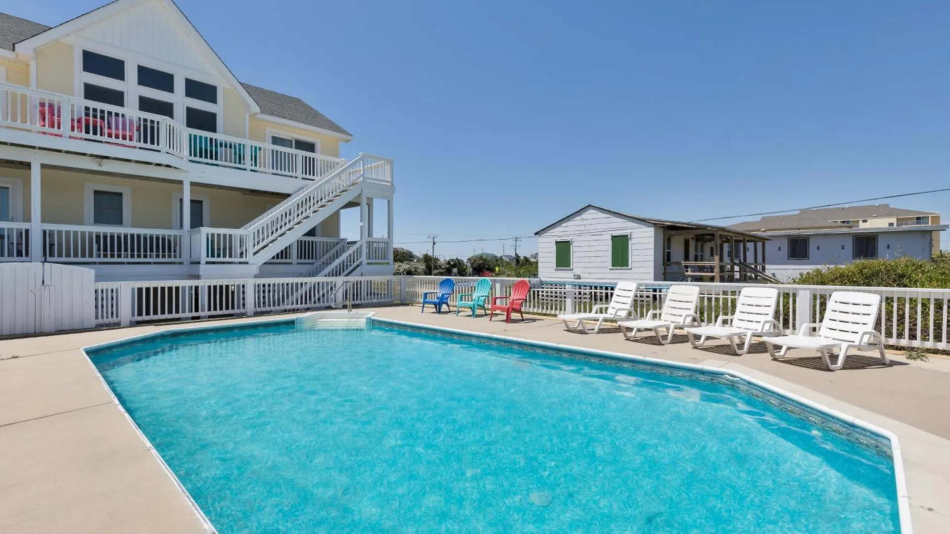 5703 - The Fritz Carlton By Resort Realty
