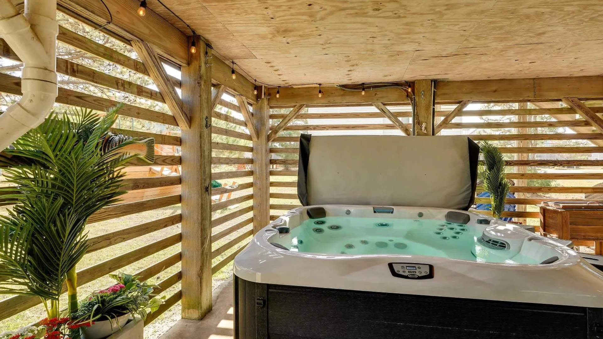 Dunn Dreamin Hot Tub, Pirate Fort, And Fire Pit!