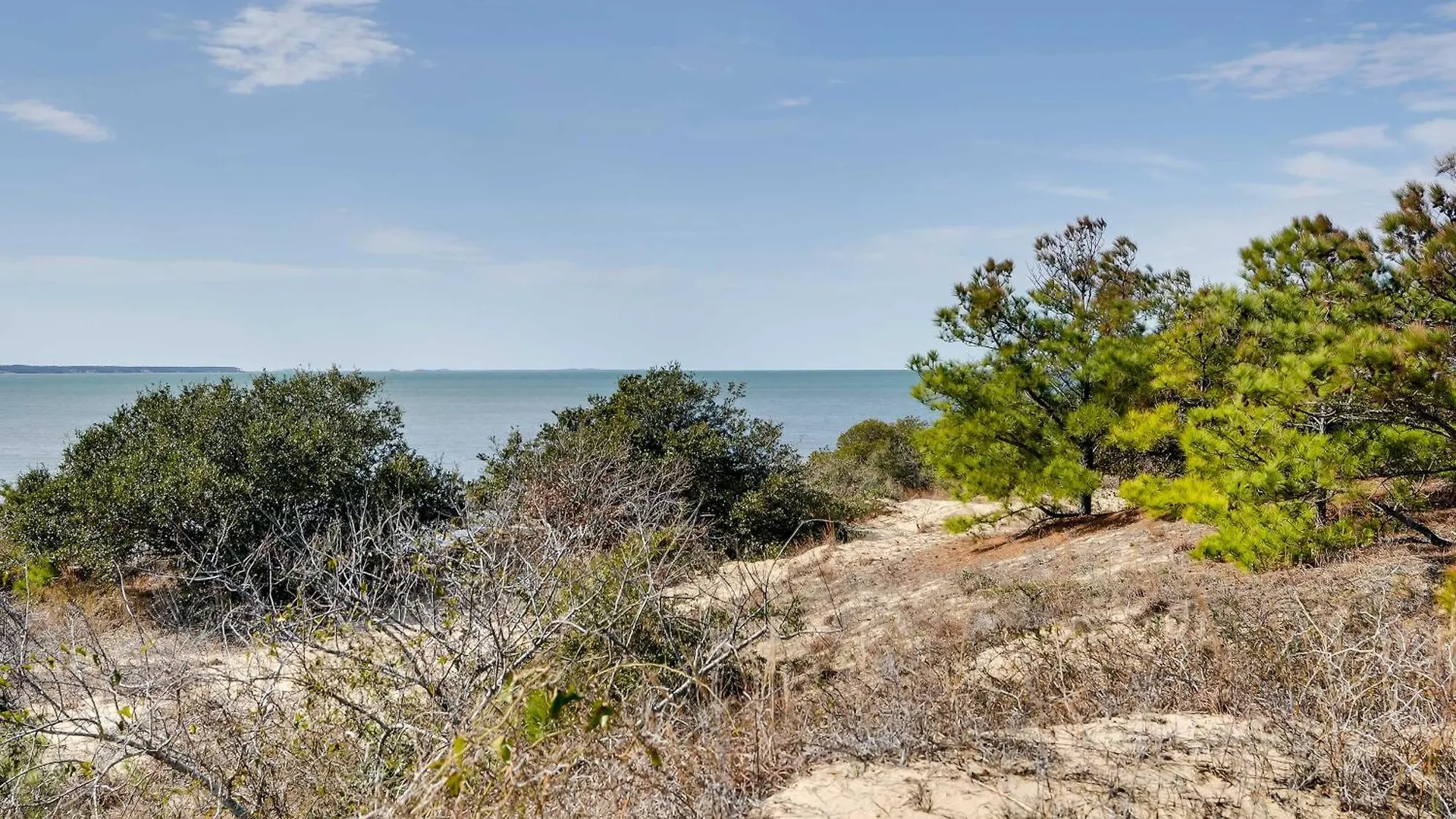 Holiday home Dunn Dreamin Hot Tub, Pirate Fort, And Fire Pit! Nags Head