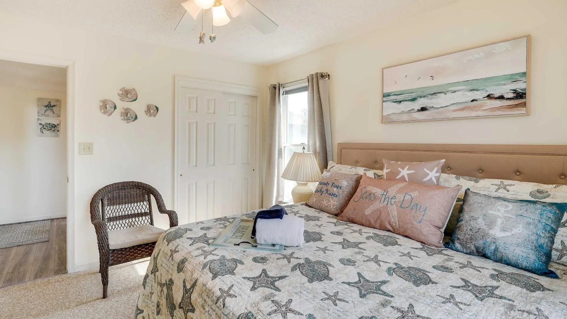 Holiday home Dunn Dreamin Hot Tub, Pirate Fort, And Fire Pit! Nags Head