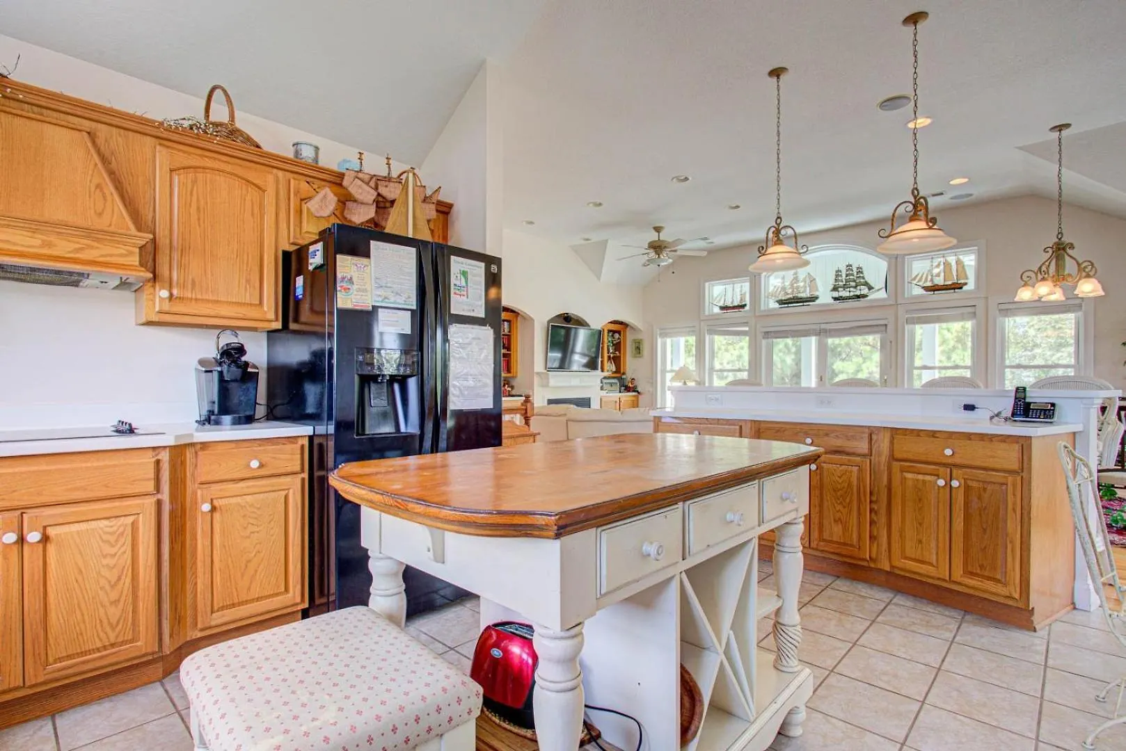 6085 Woodstock 4 Min. Walk To