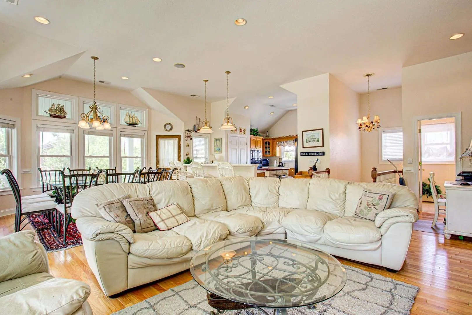 6085 Woodstock 4 Min. Walk To Holiday home