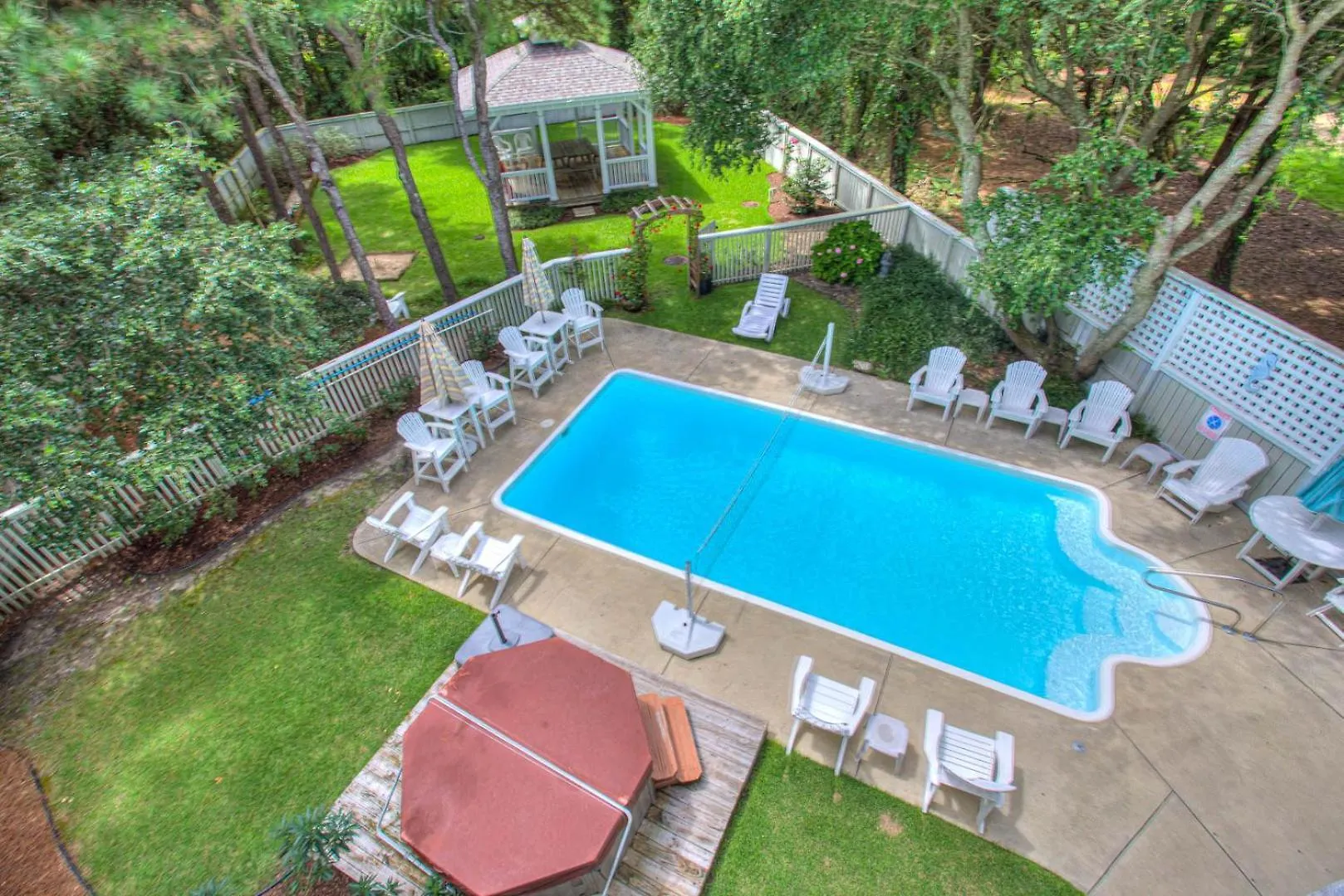 6085 Woodstock 4 Min. Walk To