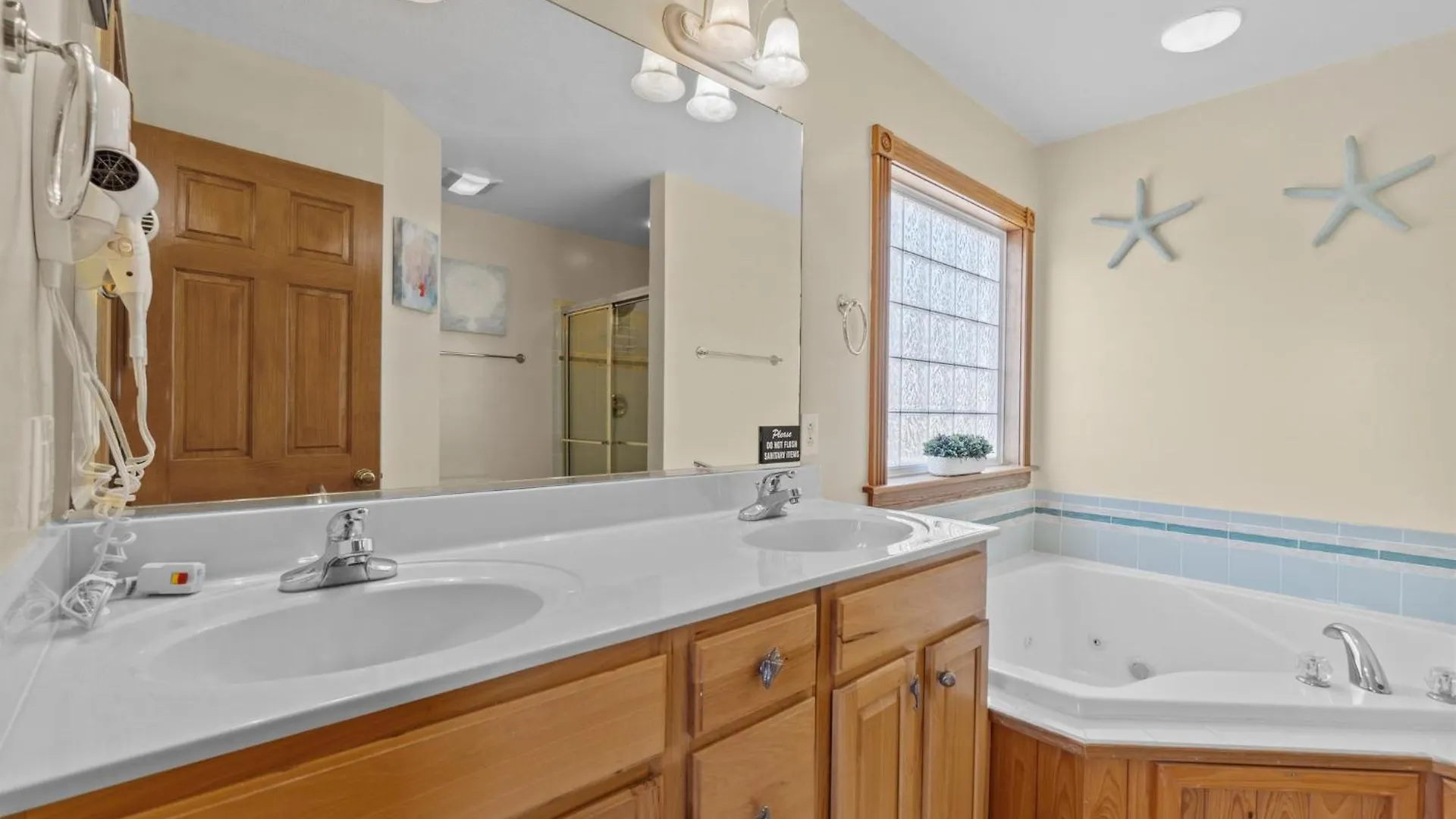 5711 - Obx Ta Sea By Realty