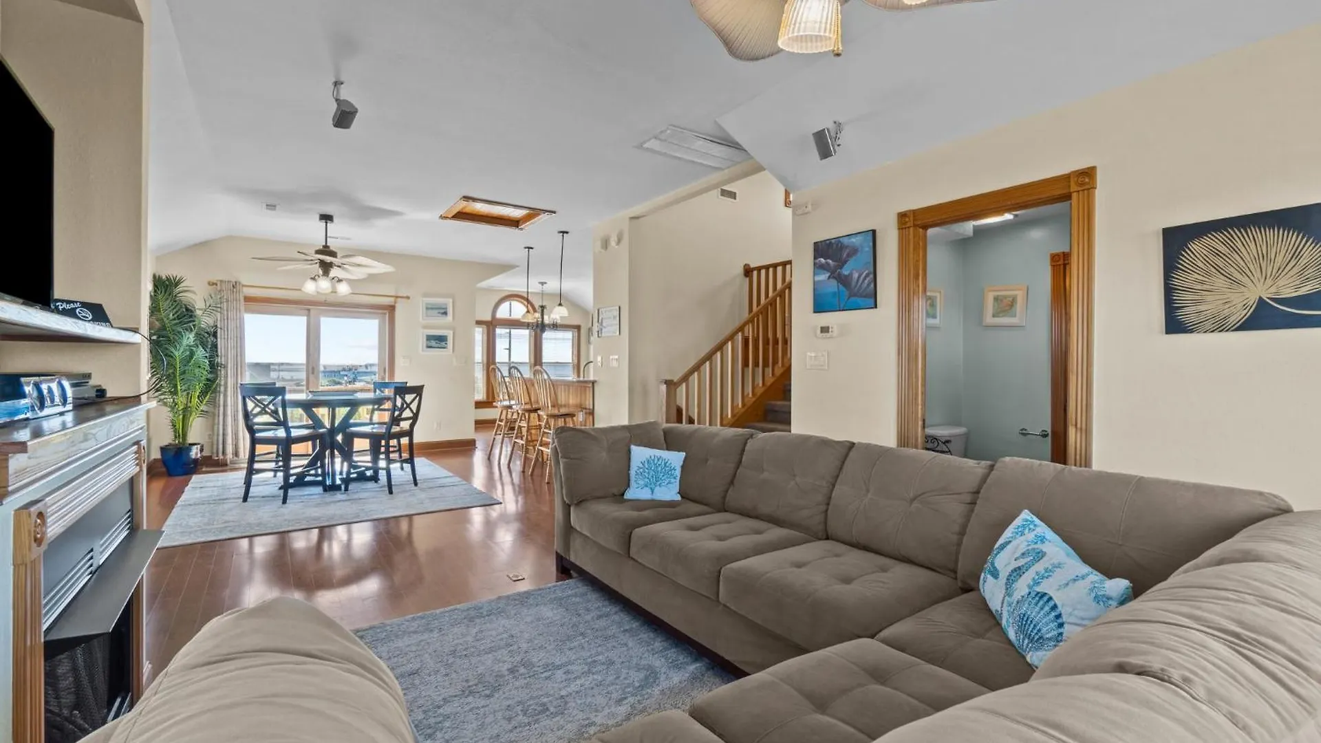 5711 - Obx Ta Sea By Realty *
