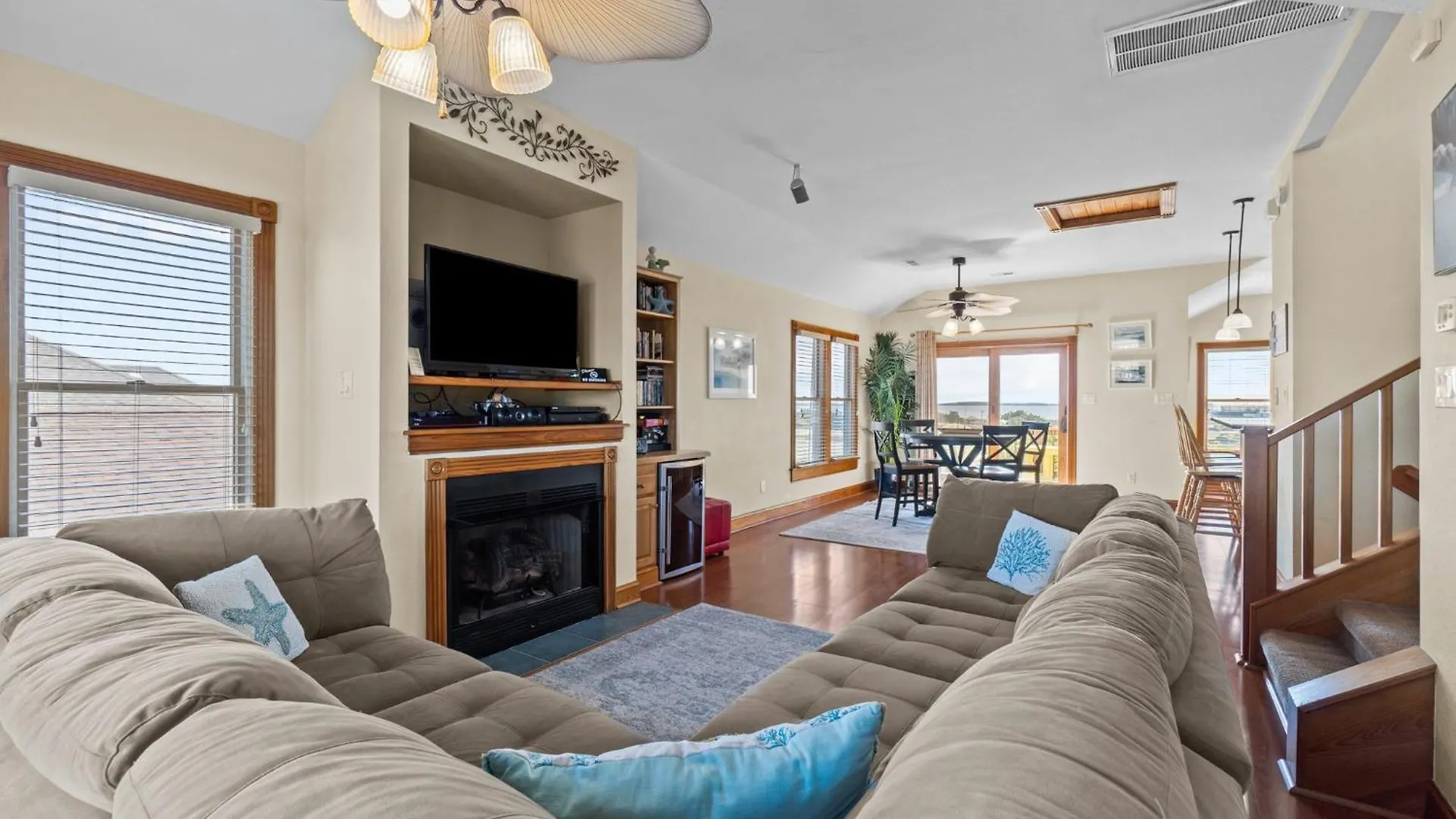 5711 - Obx Ta Sea By Realty