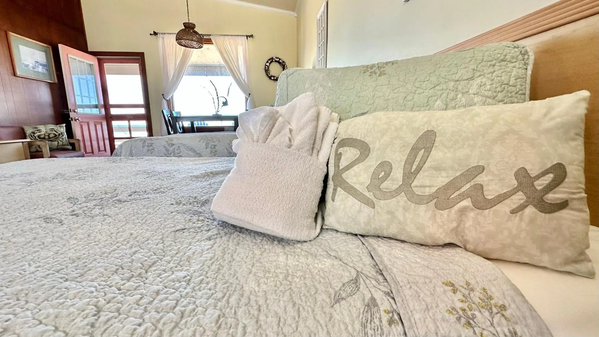 Hotel Sea Foam 2*