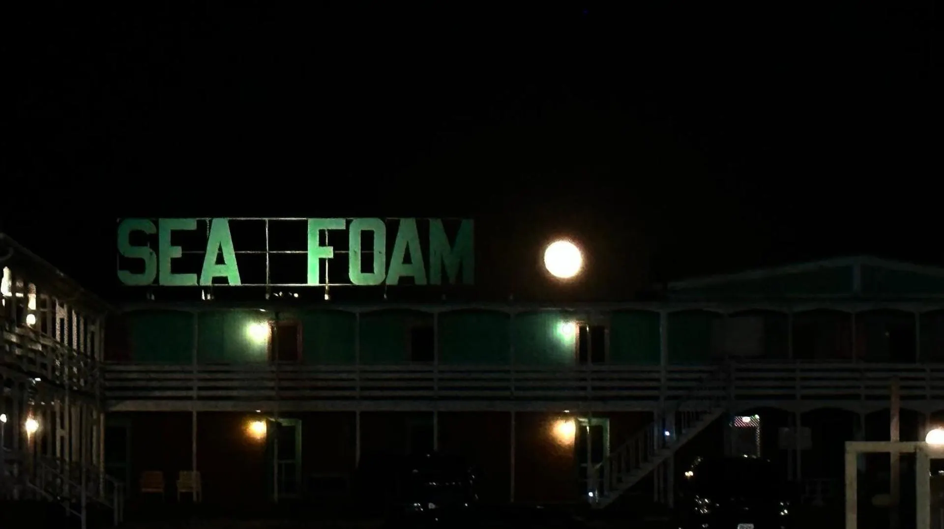 Hotel Sea Foam 2*