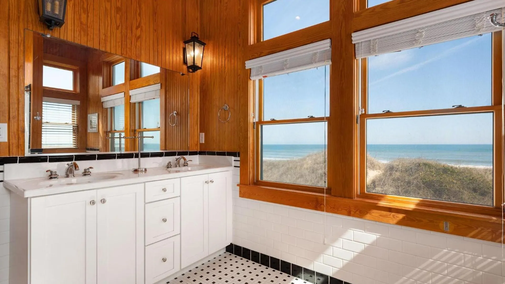 Nh225 Fourth Estate Holiday home *