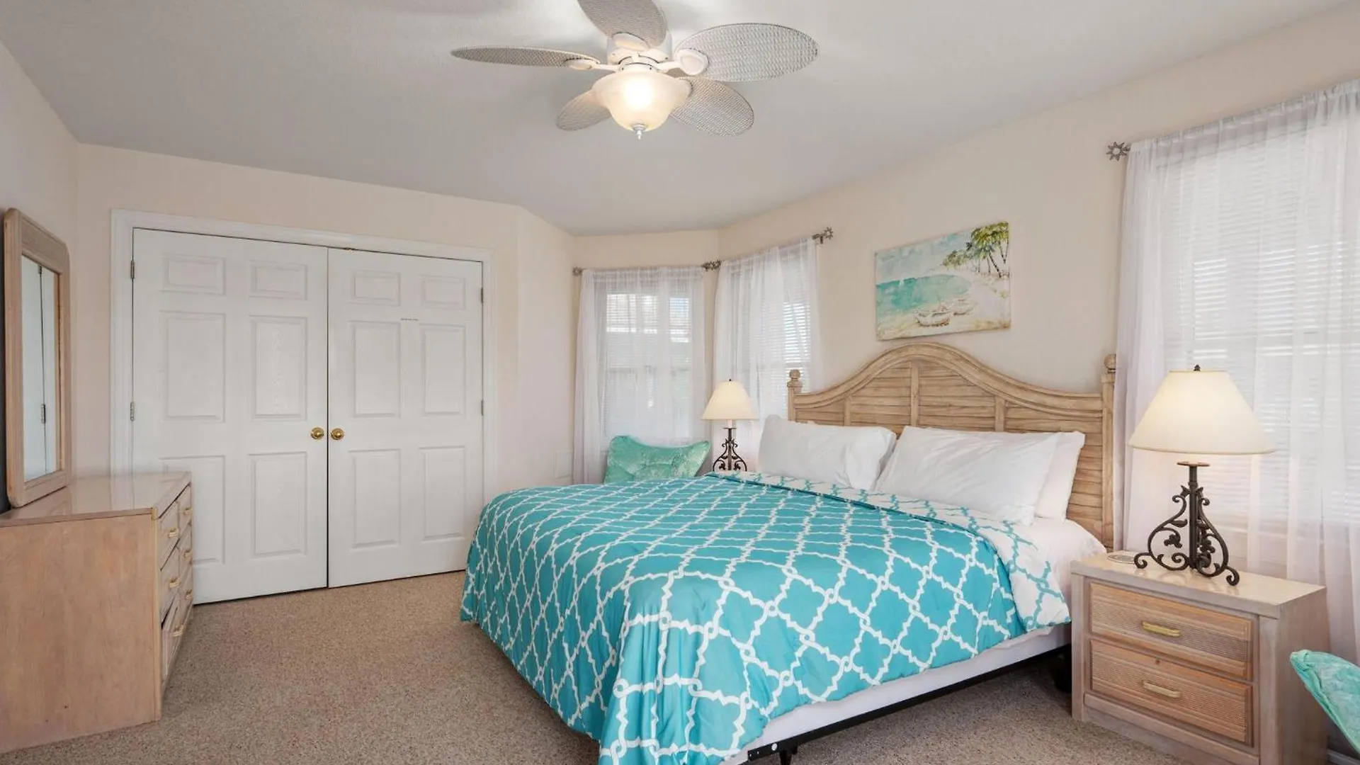 Ow17 Mama Burt's Holiday home Nags Head