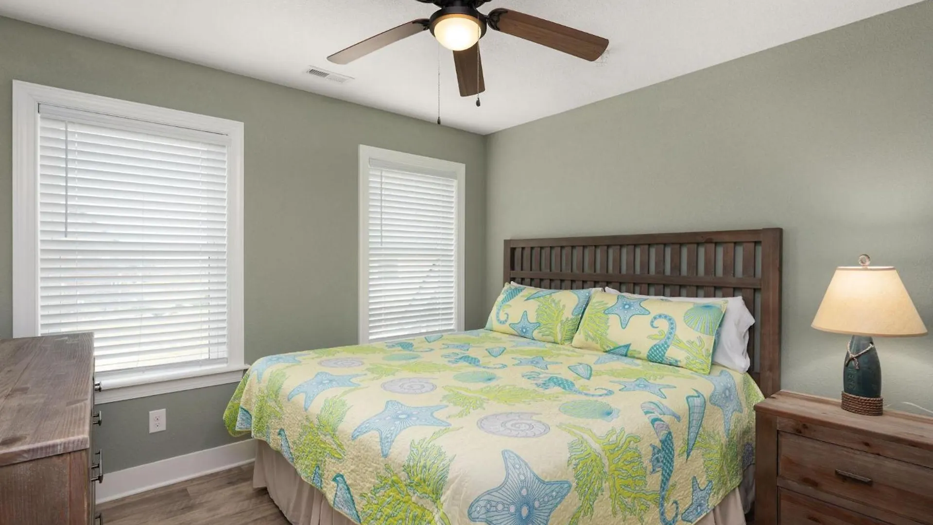 Holiday home Nh387d Cape Lookout *