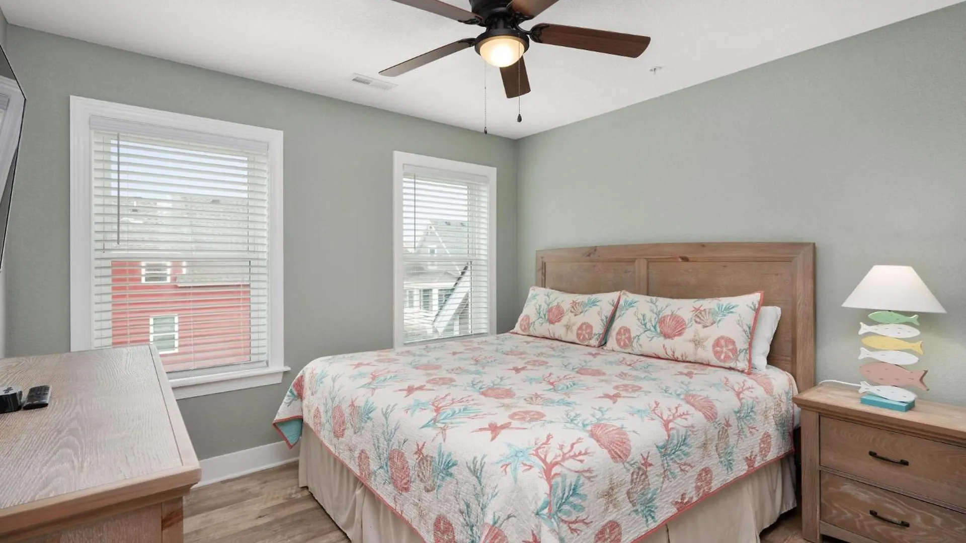 Nh387e Currituck * Nags Head