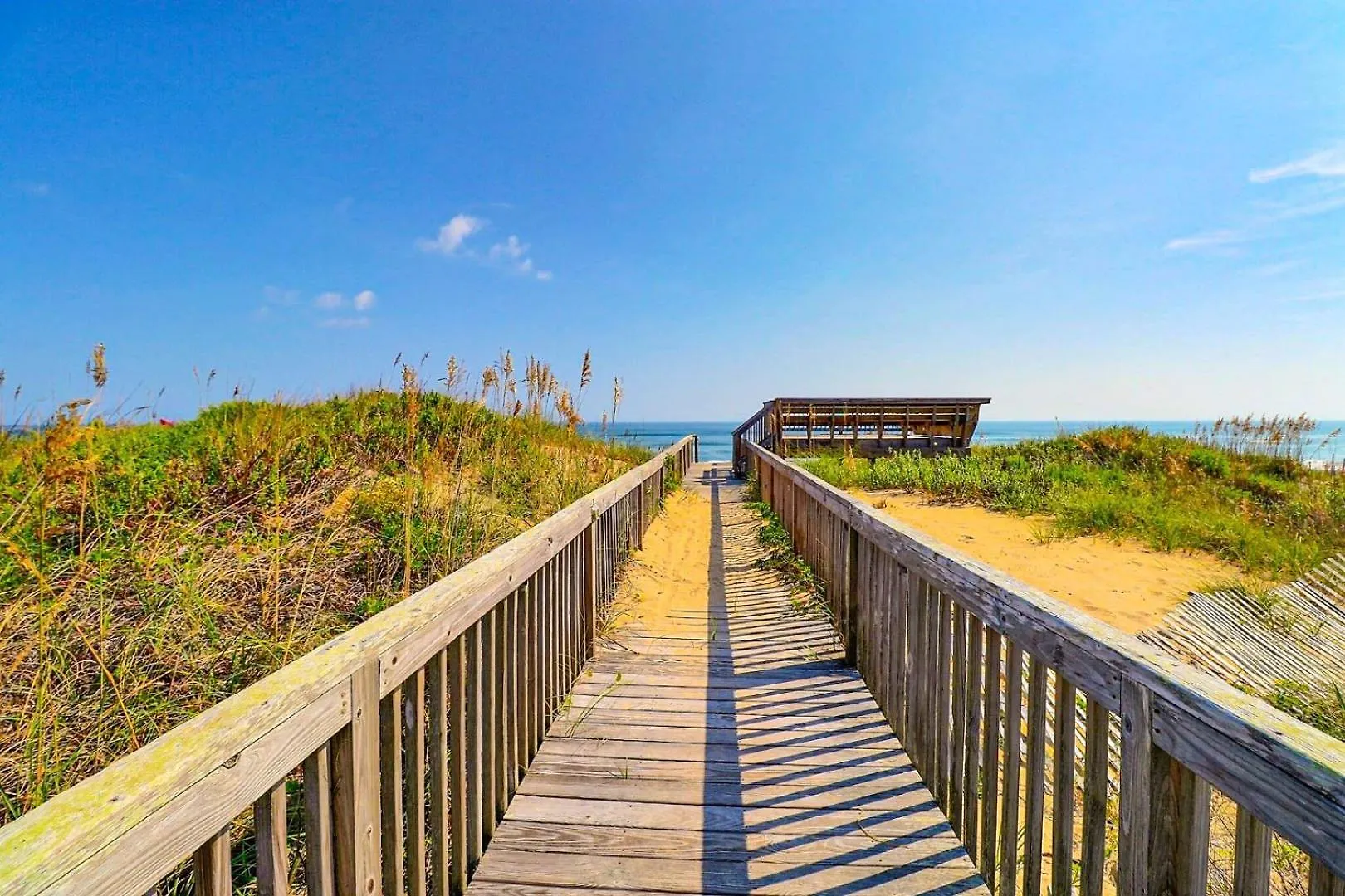 7080 Cool Breeze Oceanfront Pool Elevator