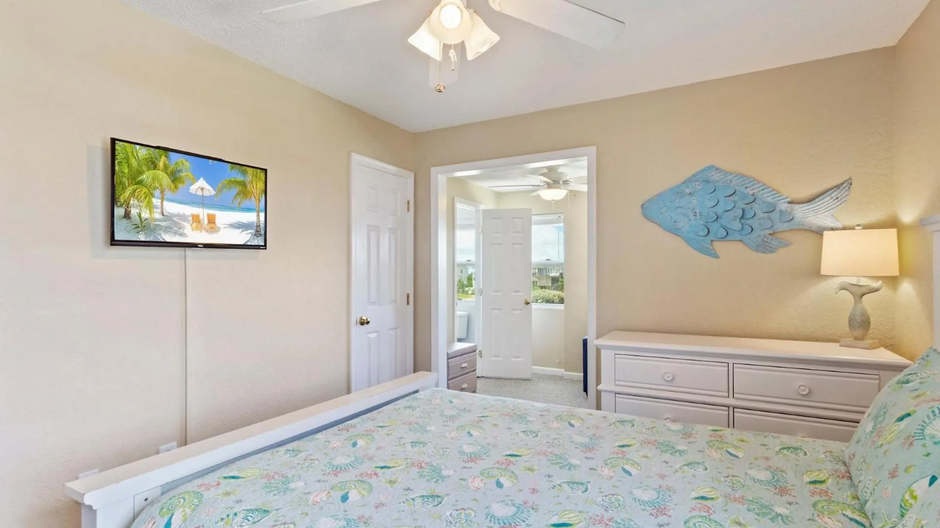 7081 Southern Breeze Oceanfront Pool Hot Tub