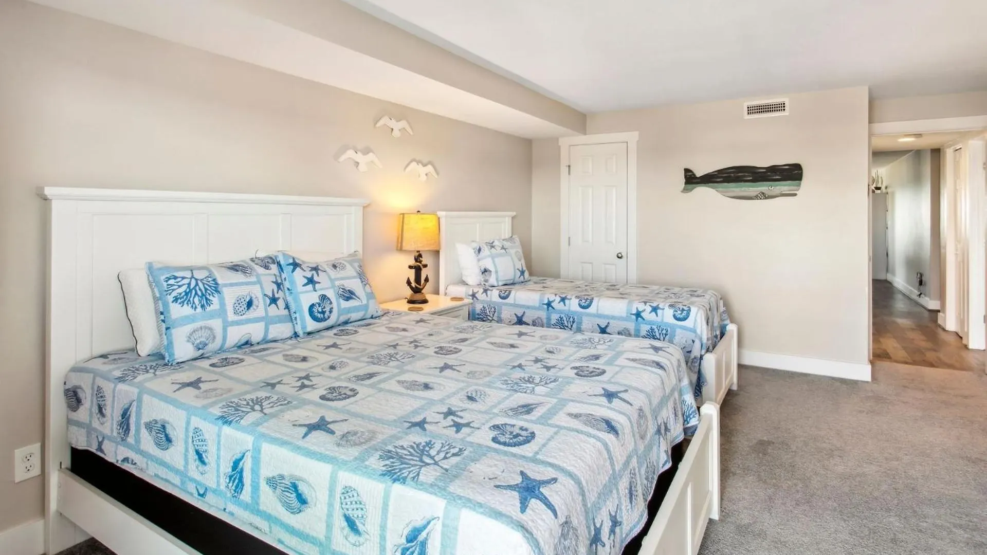 Apartment Yc301 Yachtsman Oceanfront Community Pool