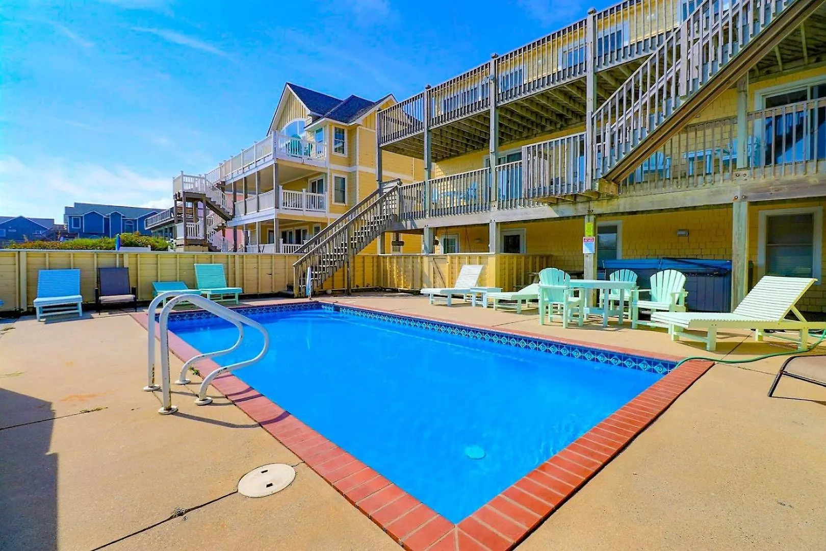 7080 Cool Breeze Oceanfront Pool Elevator *
