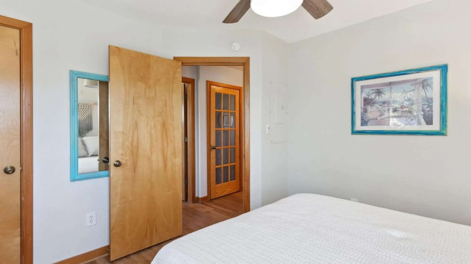 7370 Blue Pearl 1 Min Walk To