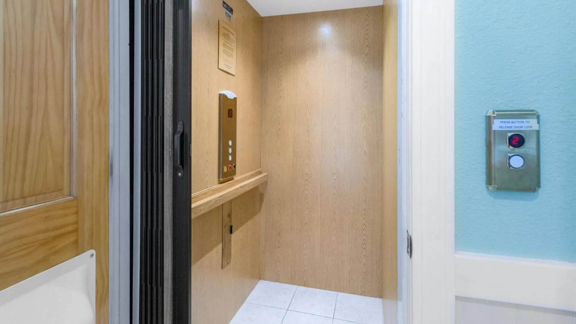 Just Fab 8 Bedrooms Oceanfront Luxury Saltwater Pool Elevator Game Holiday home Nags Head
