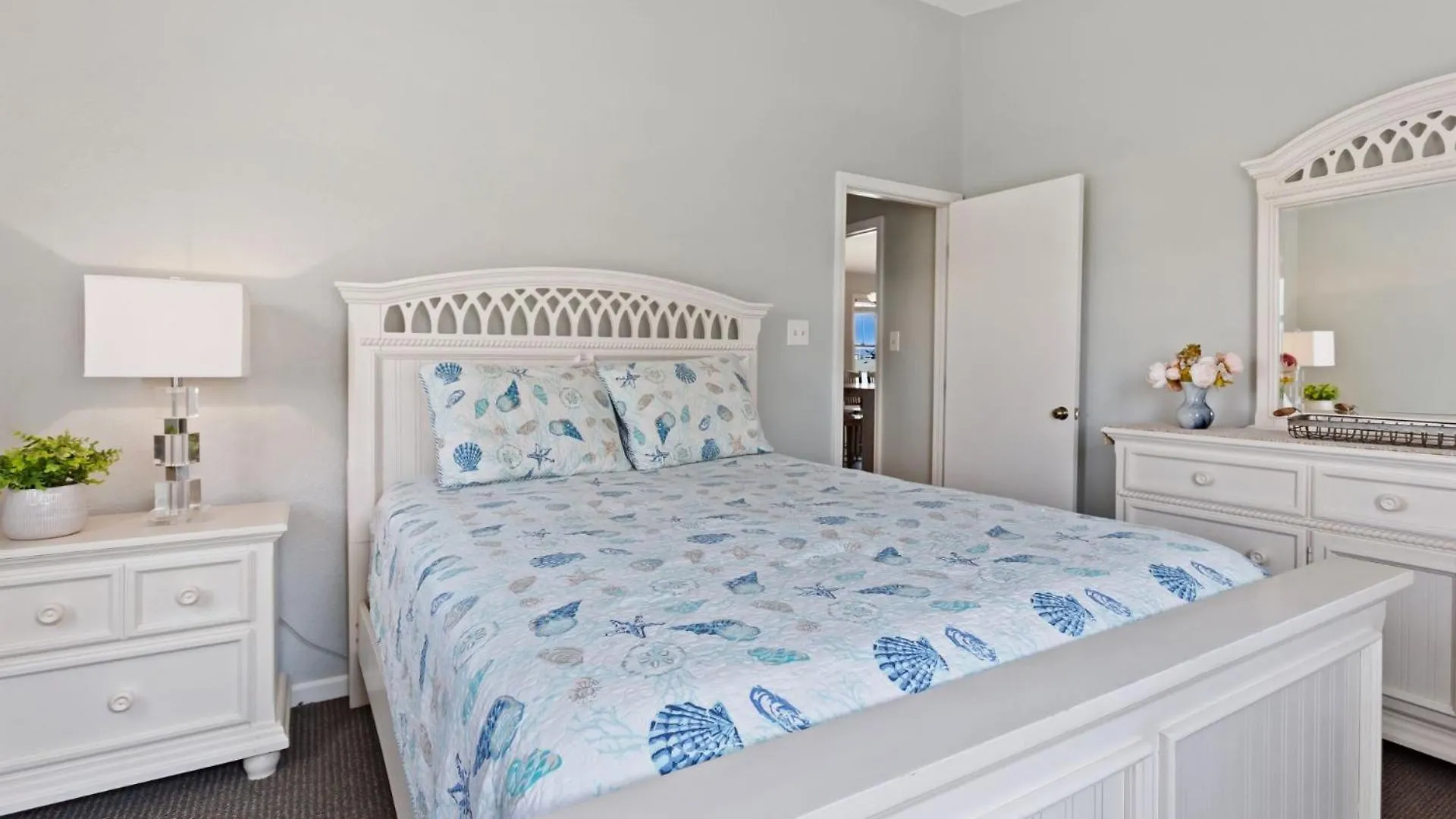 Holiday home 6018 Wave Manor 2 Min Walk To Hot Tub Nags Head