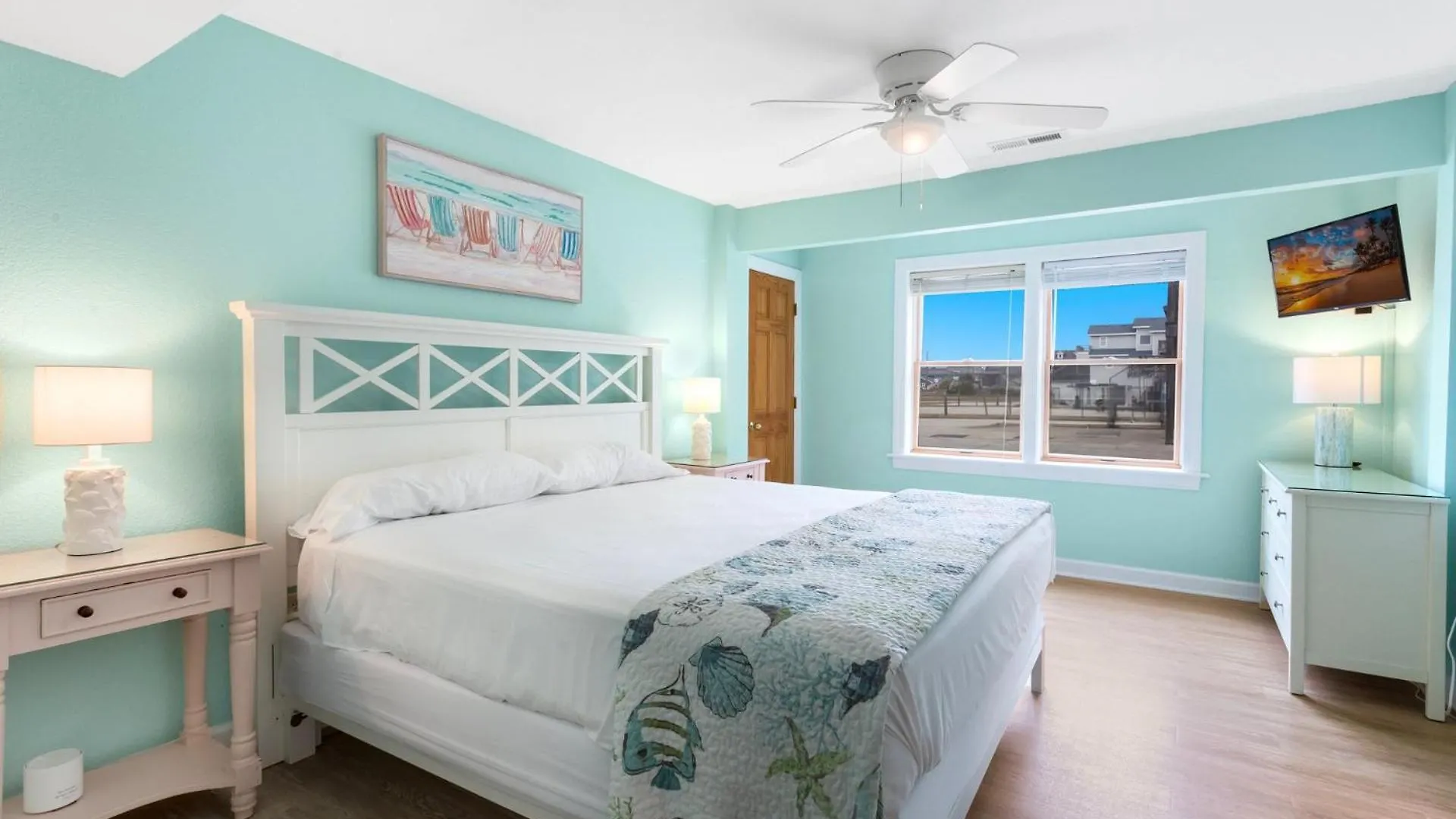 Holiday home Just Fab 8 Bedrooms Oceanfront Luxury Saltwater Pool Elevator Game