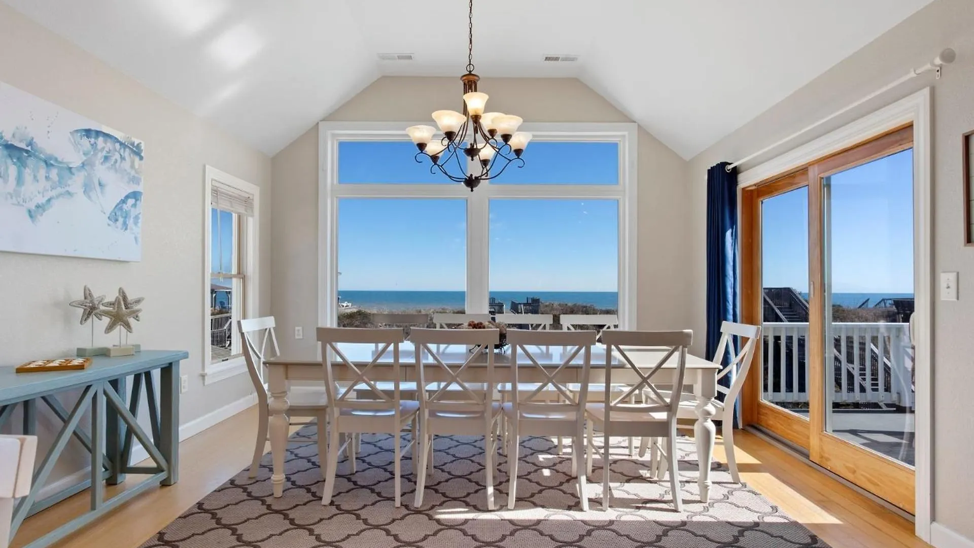 Holiday home Just Fab 8 Bedrooms Oceanfront Luxury Saltwater Pool Elevator Game Nags Head