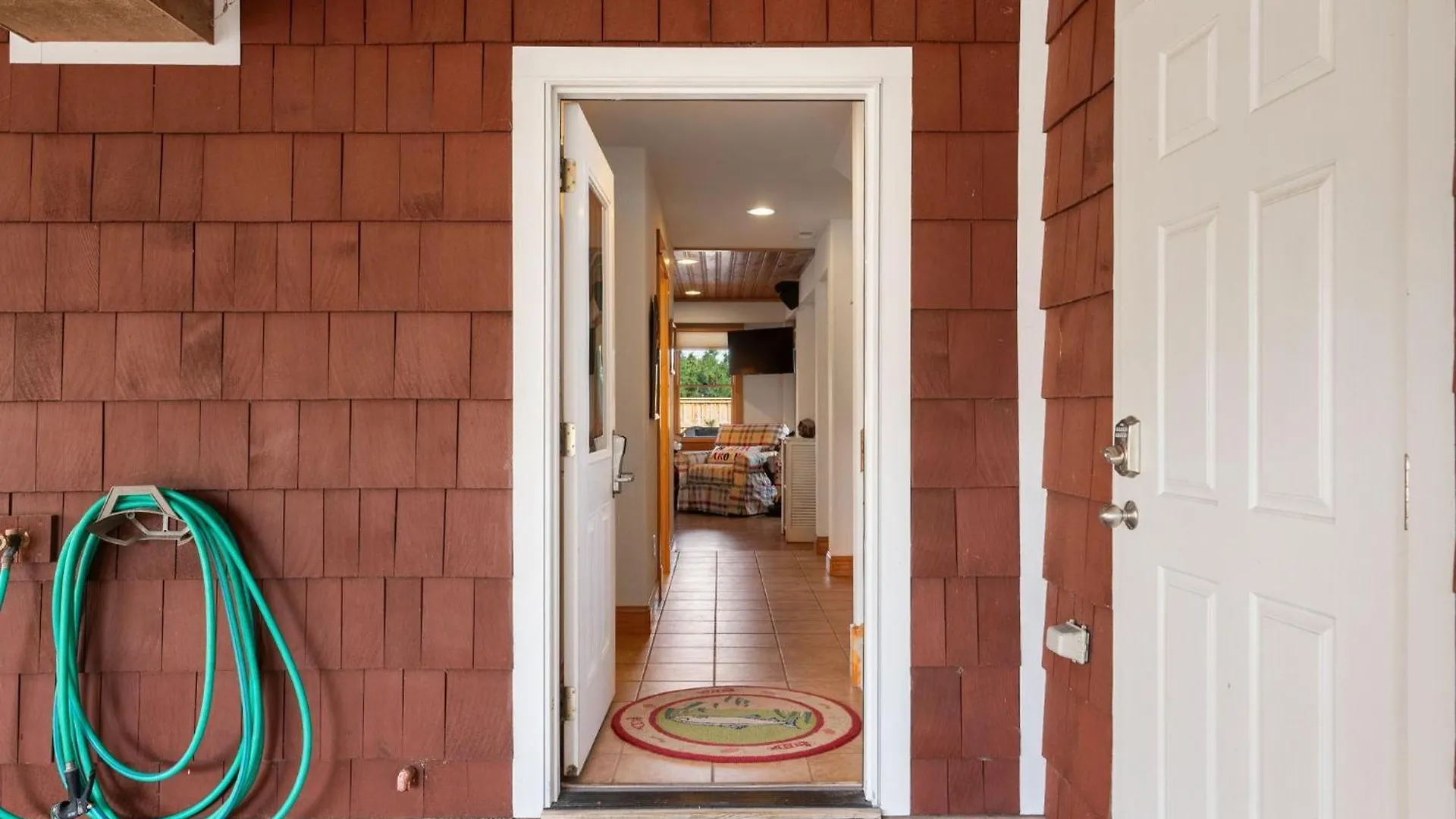 Nh293 Saltwater Solace Holiday home