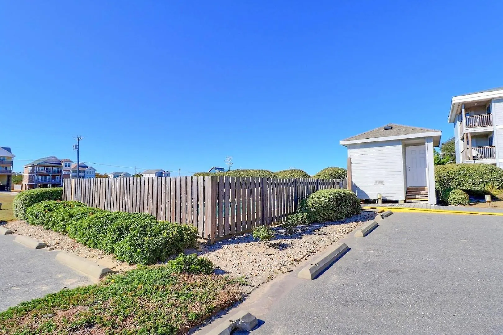 Yc301 Yachtsman Oceanfront Community Pool Apartment