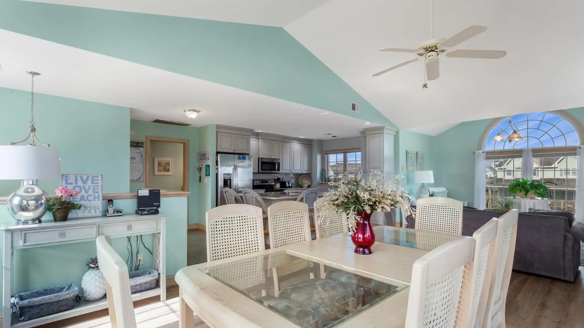 6173 La Dolce 200ft To Access Holiday home *