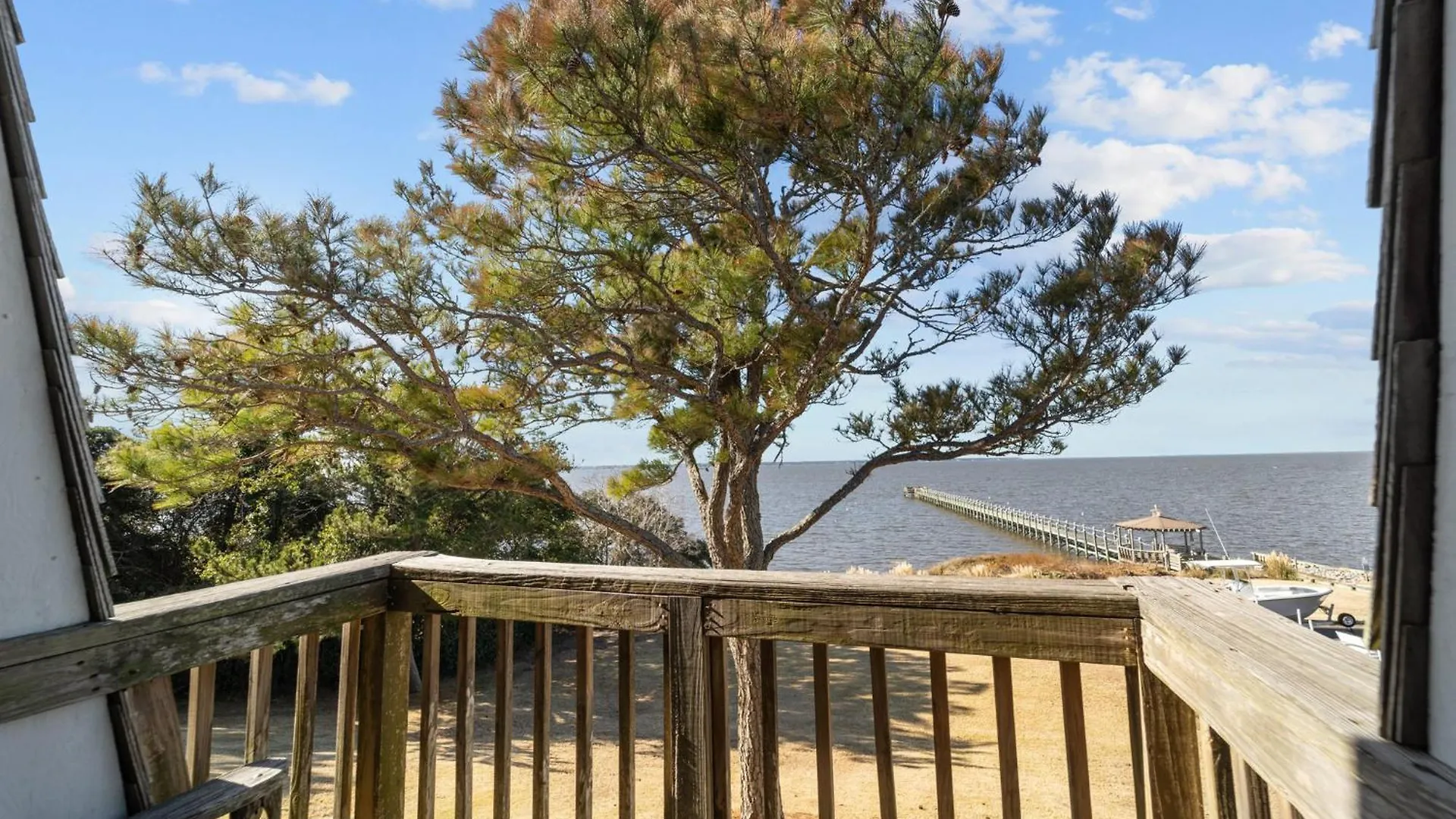 5440 - Baywatch By Realty Holiday home