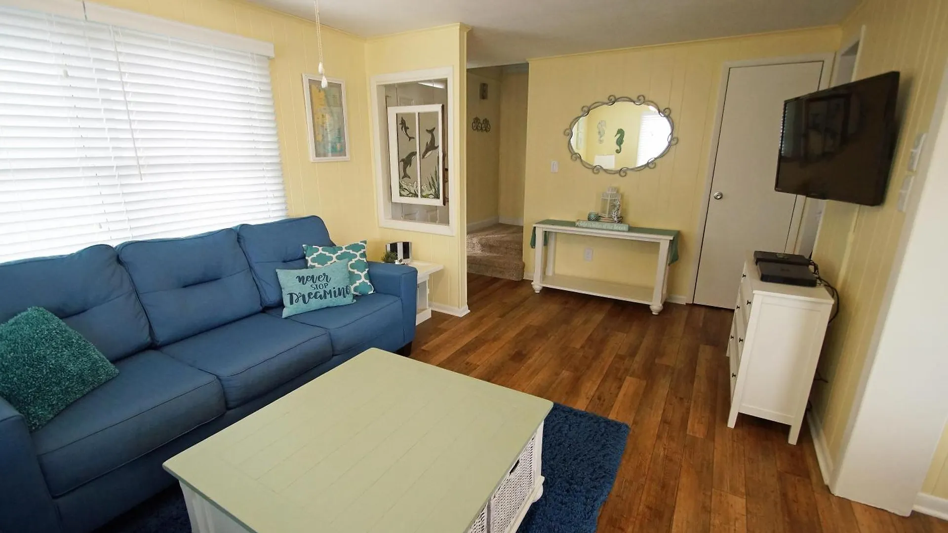 N5615-living The Dream Holiday home *
