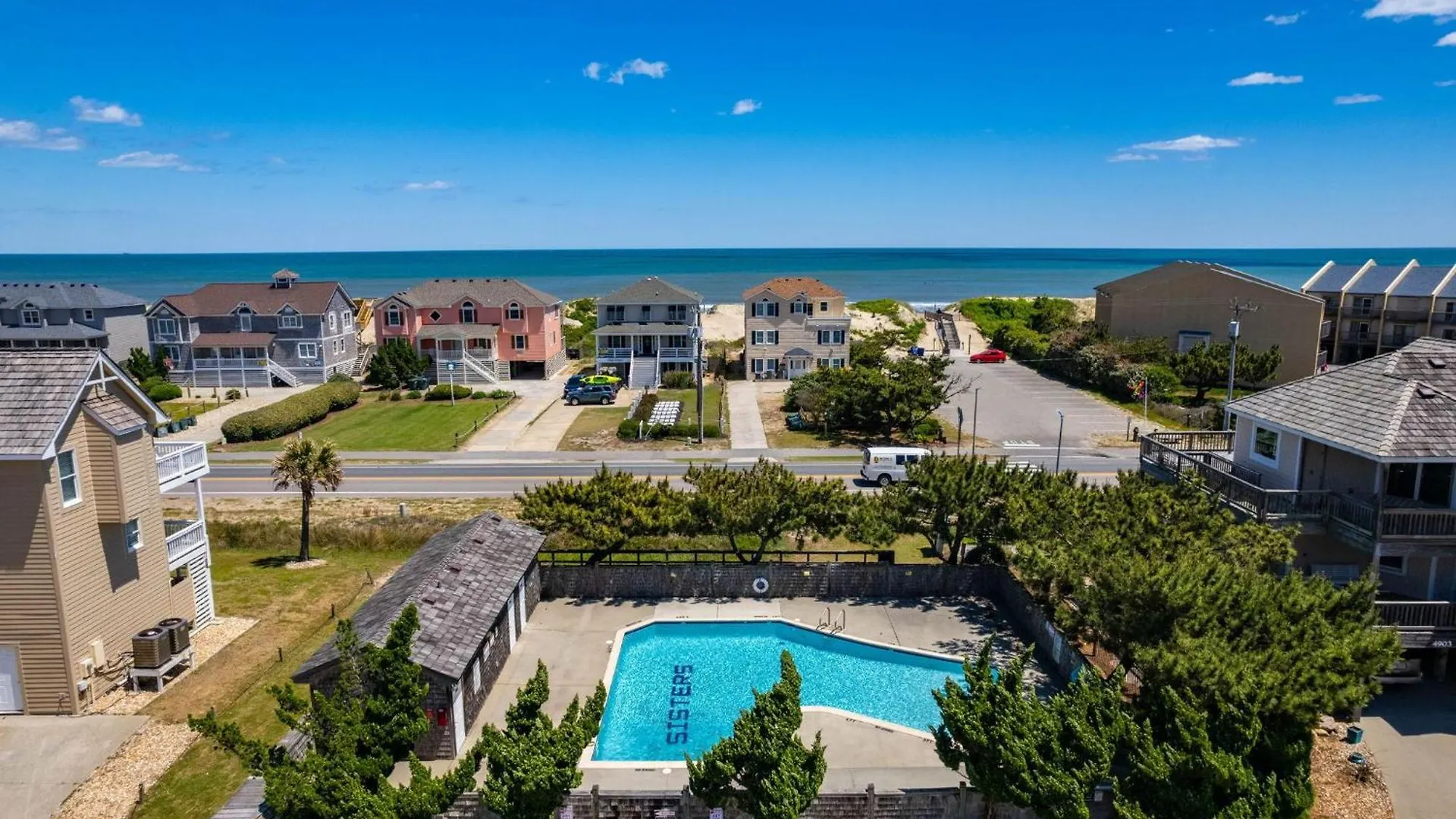 Sv30 Piggy's Paradise * Nags Head