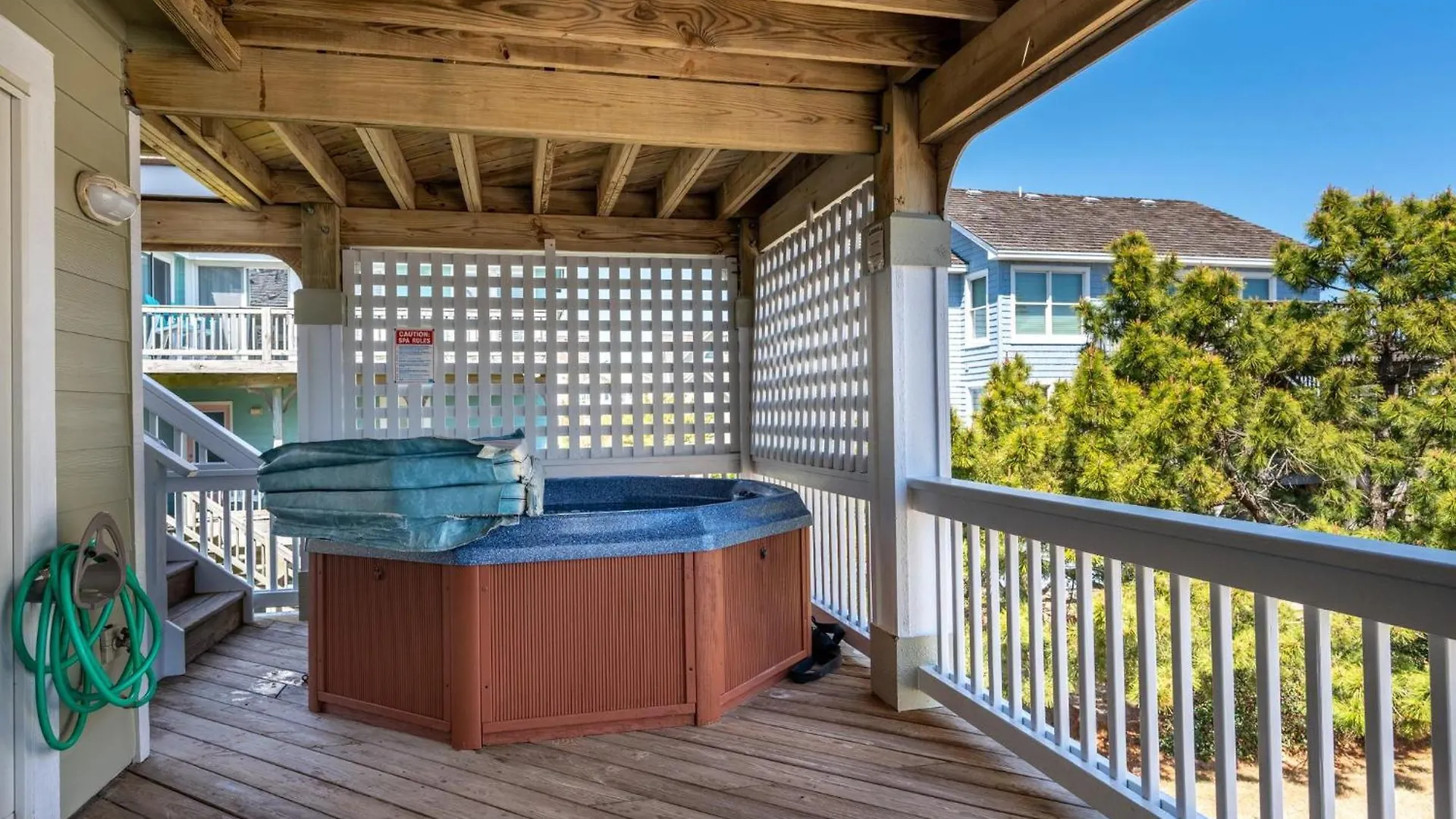 Sv30 Piggy's Paradise * Nags Head