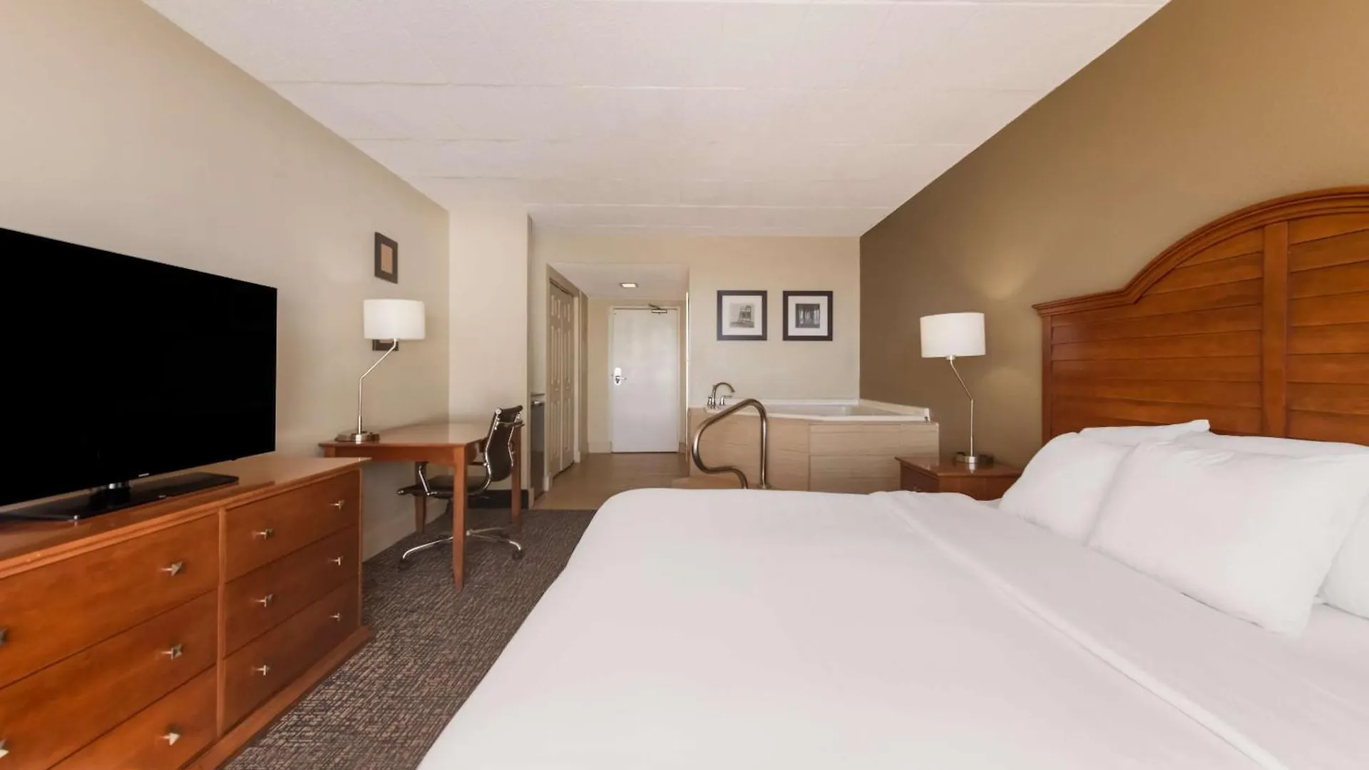 Comfort South Oceanfront Inn 3*