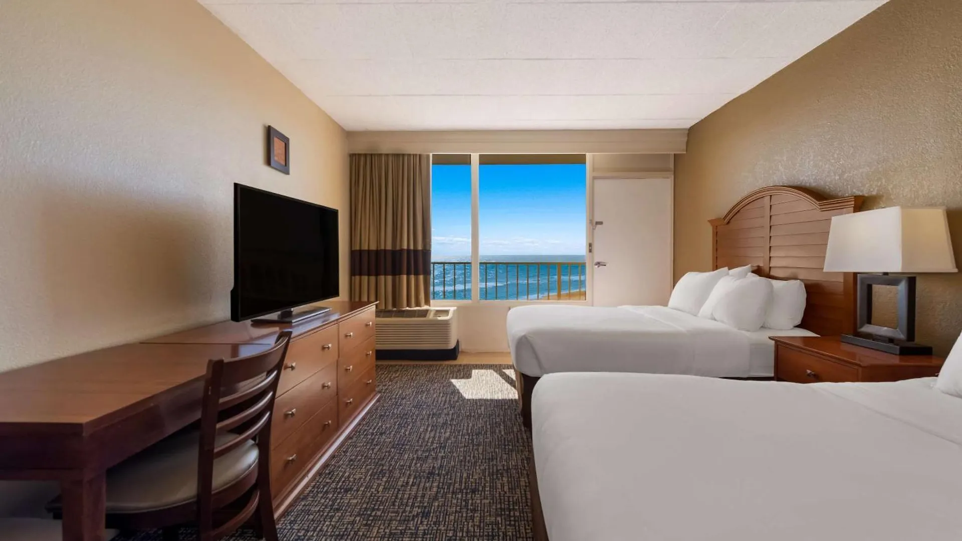 Inn Comfort South Oceanfront 3*