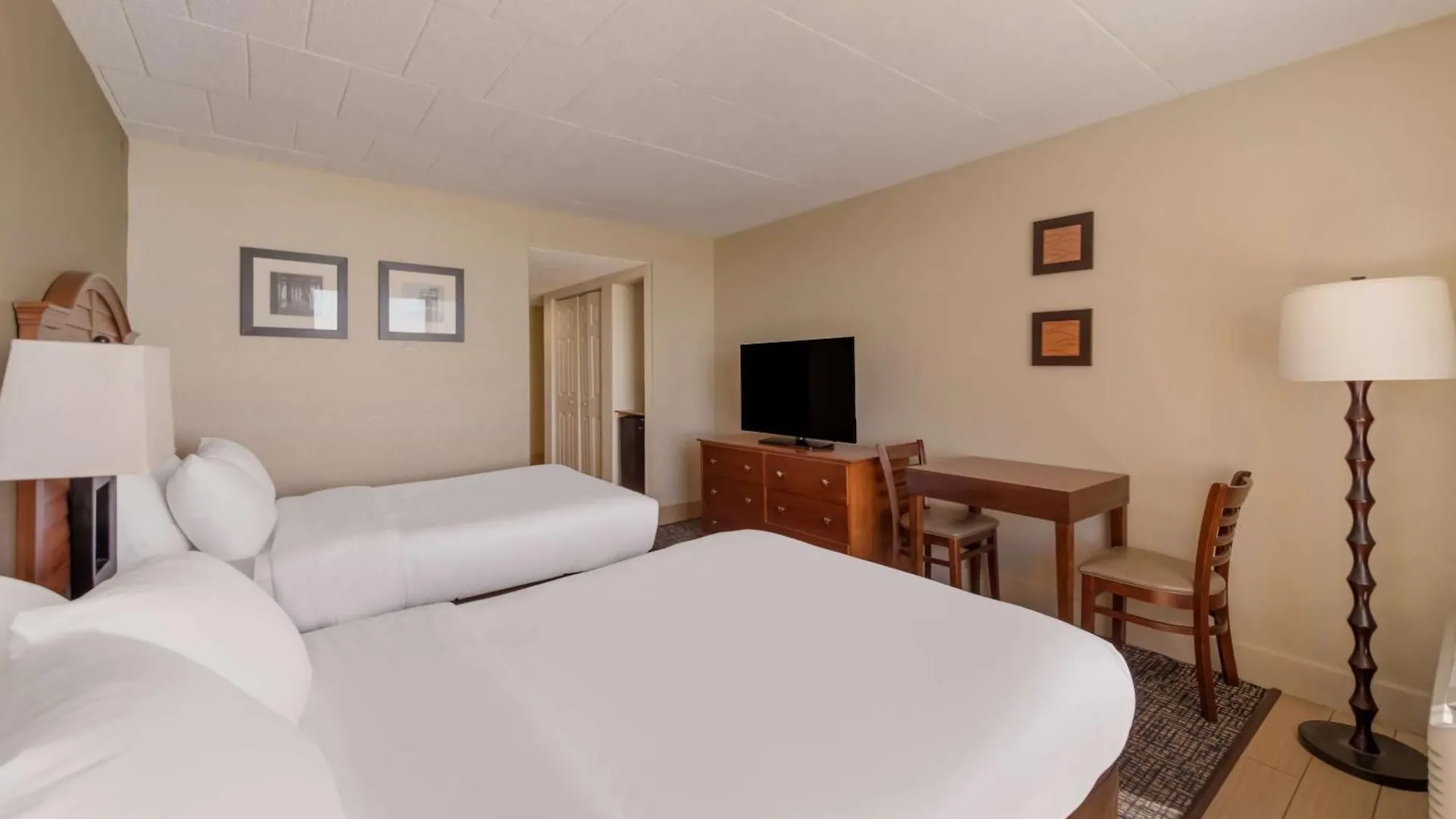 Comfort South Oceanfront Inn 3*