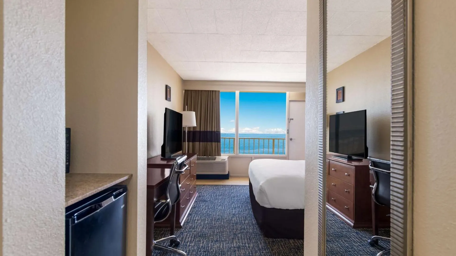 Comfort South Oceanfront Inn 3*