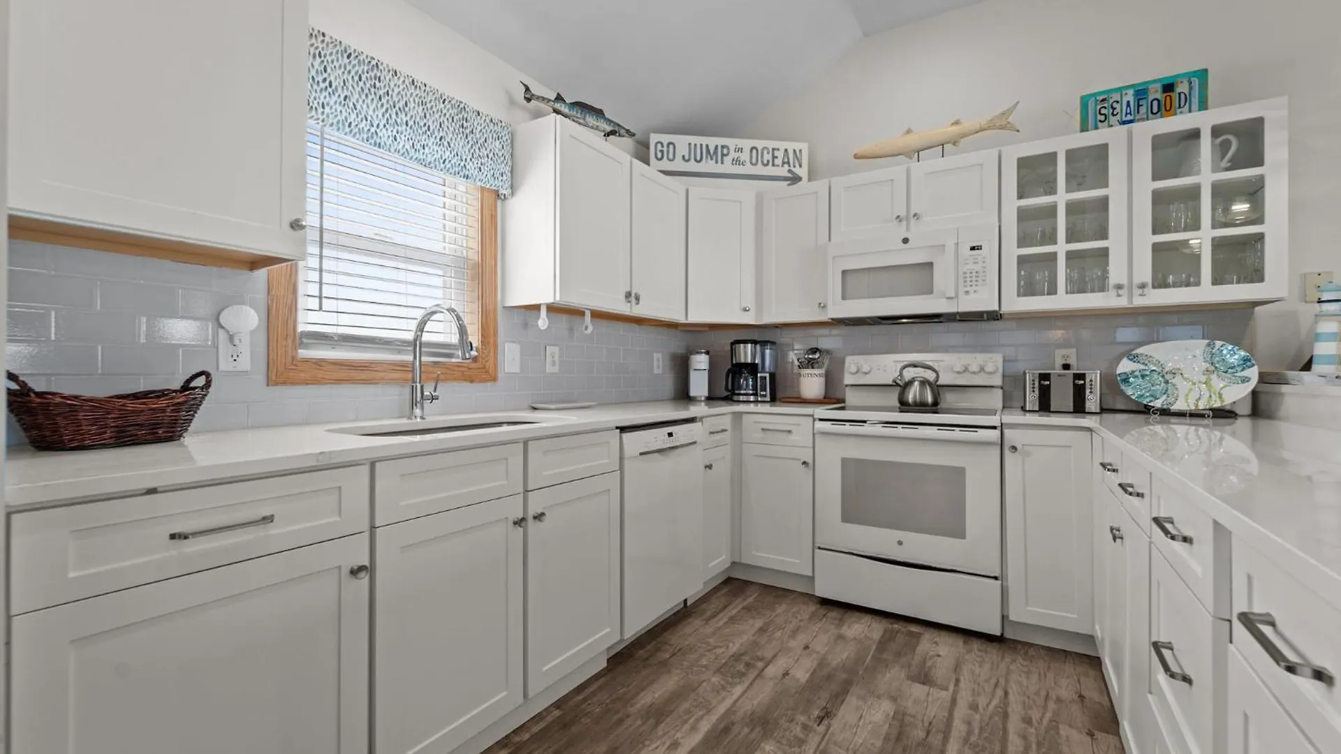 5409 - Latitude Adjustment By Realty