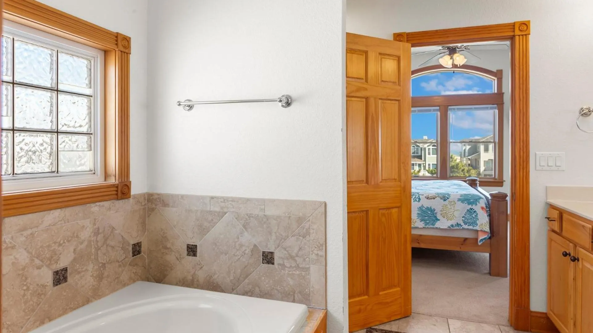 6118 Ferrari Ii 3 Min Walk To The Pool Holiday home Nags Head