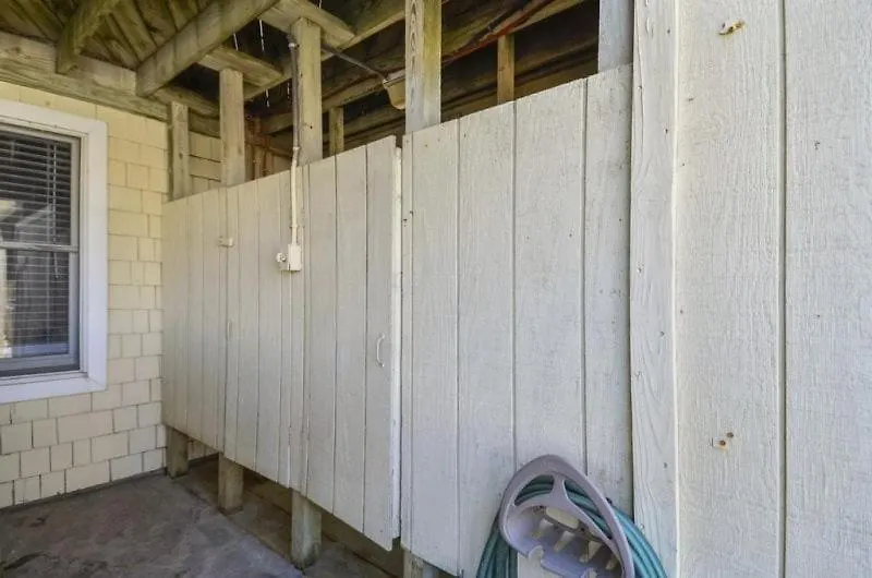 7080 Cool Breeze Oceanfront Pool Elevator