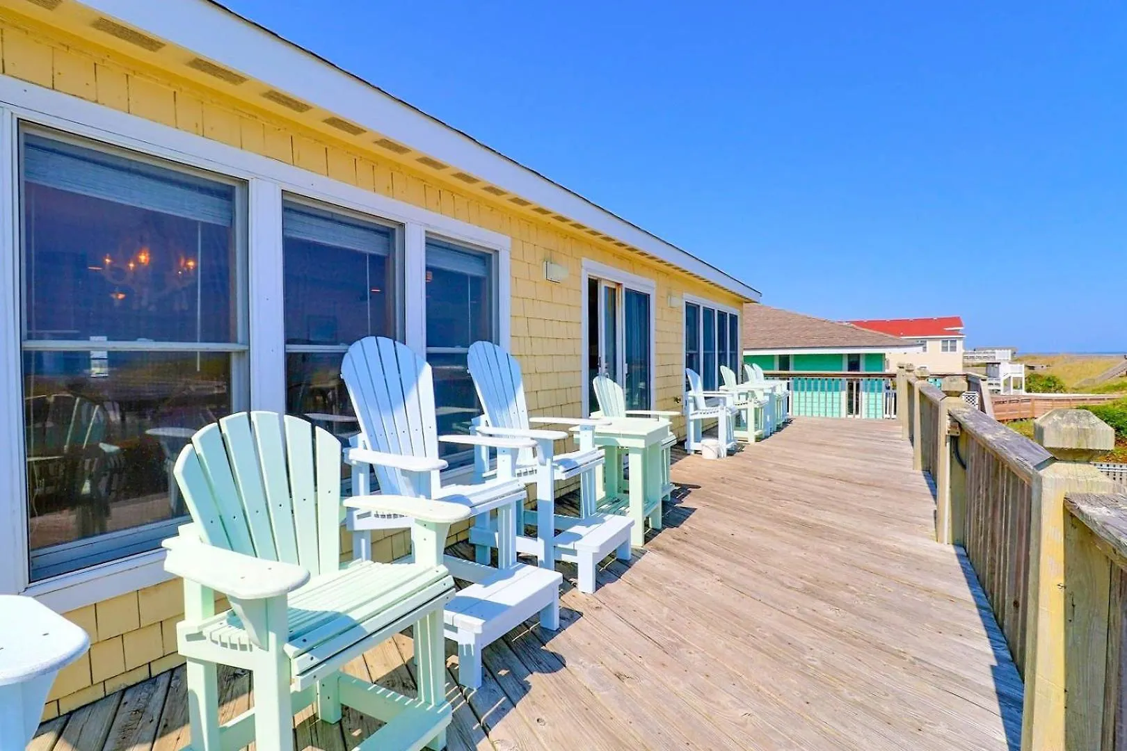 Holiday home 7080 Cool Breeze Oceanfront Pool Elevator Nags Head