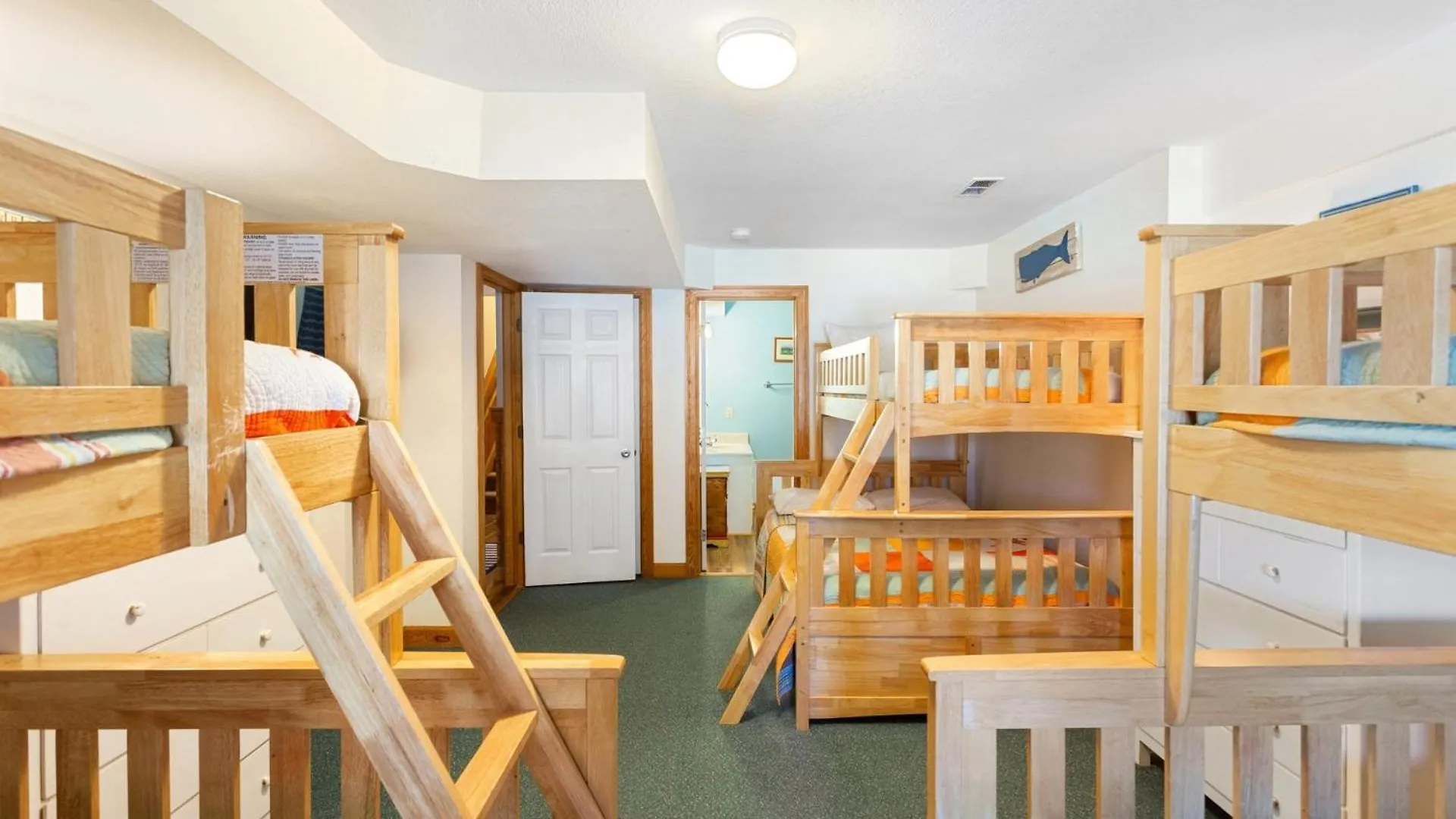 7080 Cool Breeze Oceanfront Pool Elevator