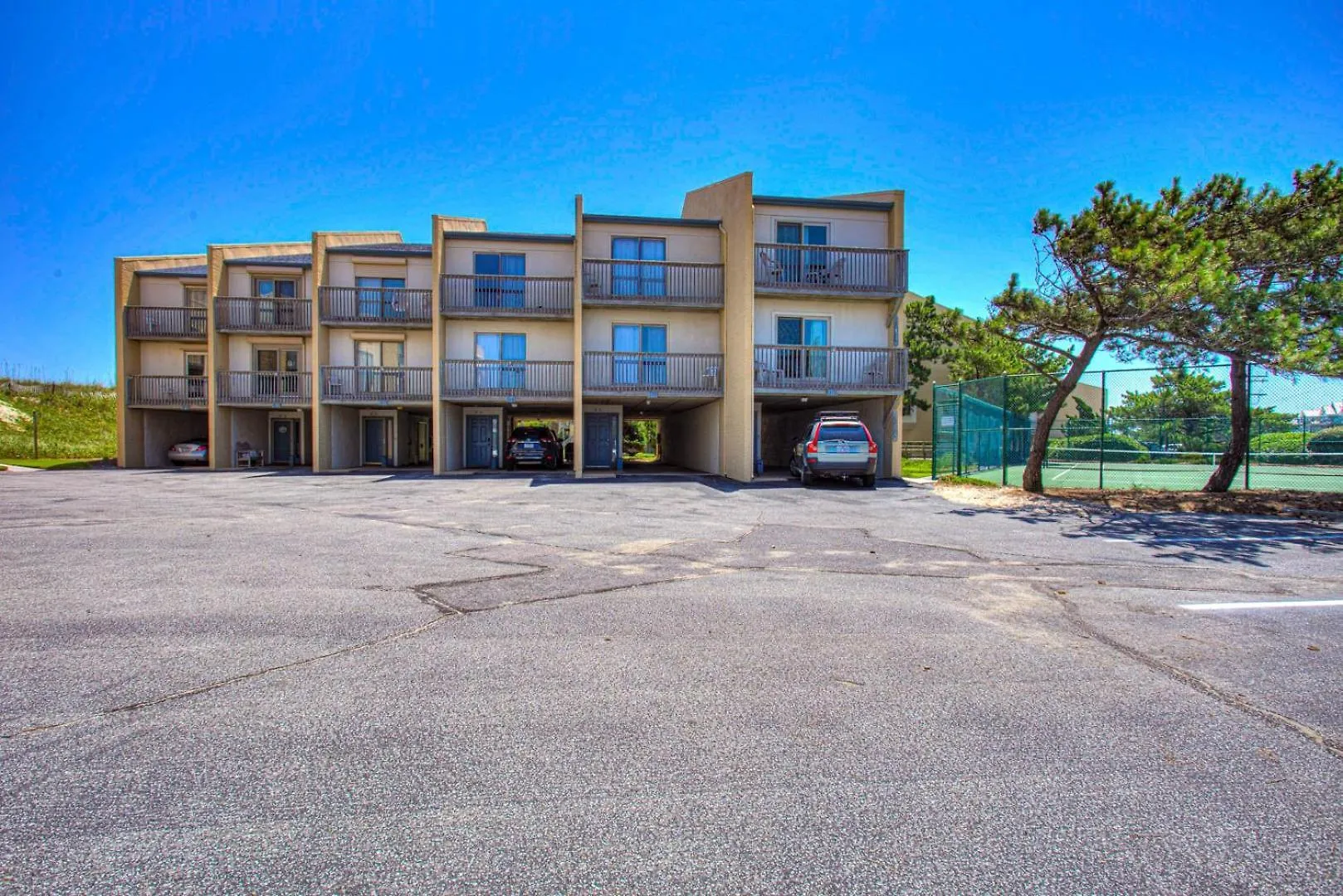 Qcb5 Saltaire Sunrise Oceanfront Apartment