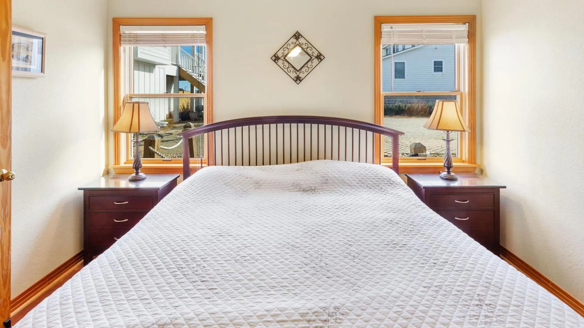 Holiday home 6067 The Pebble Oceanfront *