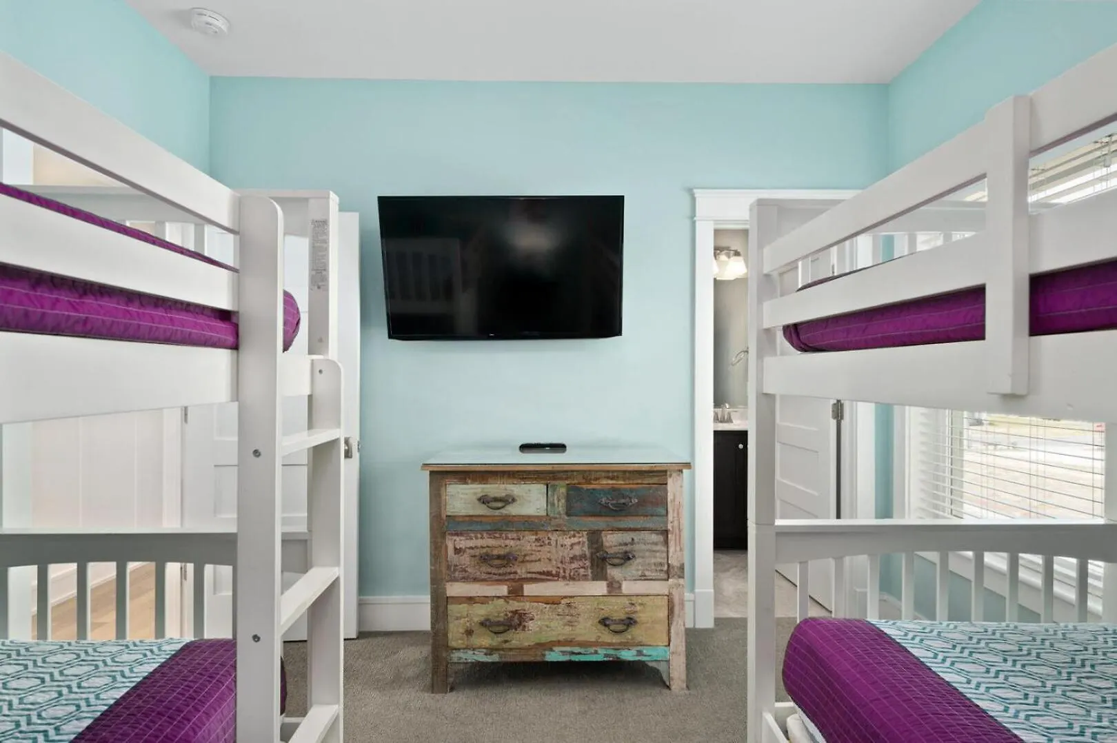 Queen Elizabeth 8 Bedroom Oceanfront Nags Head