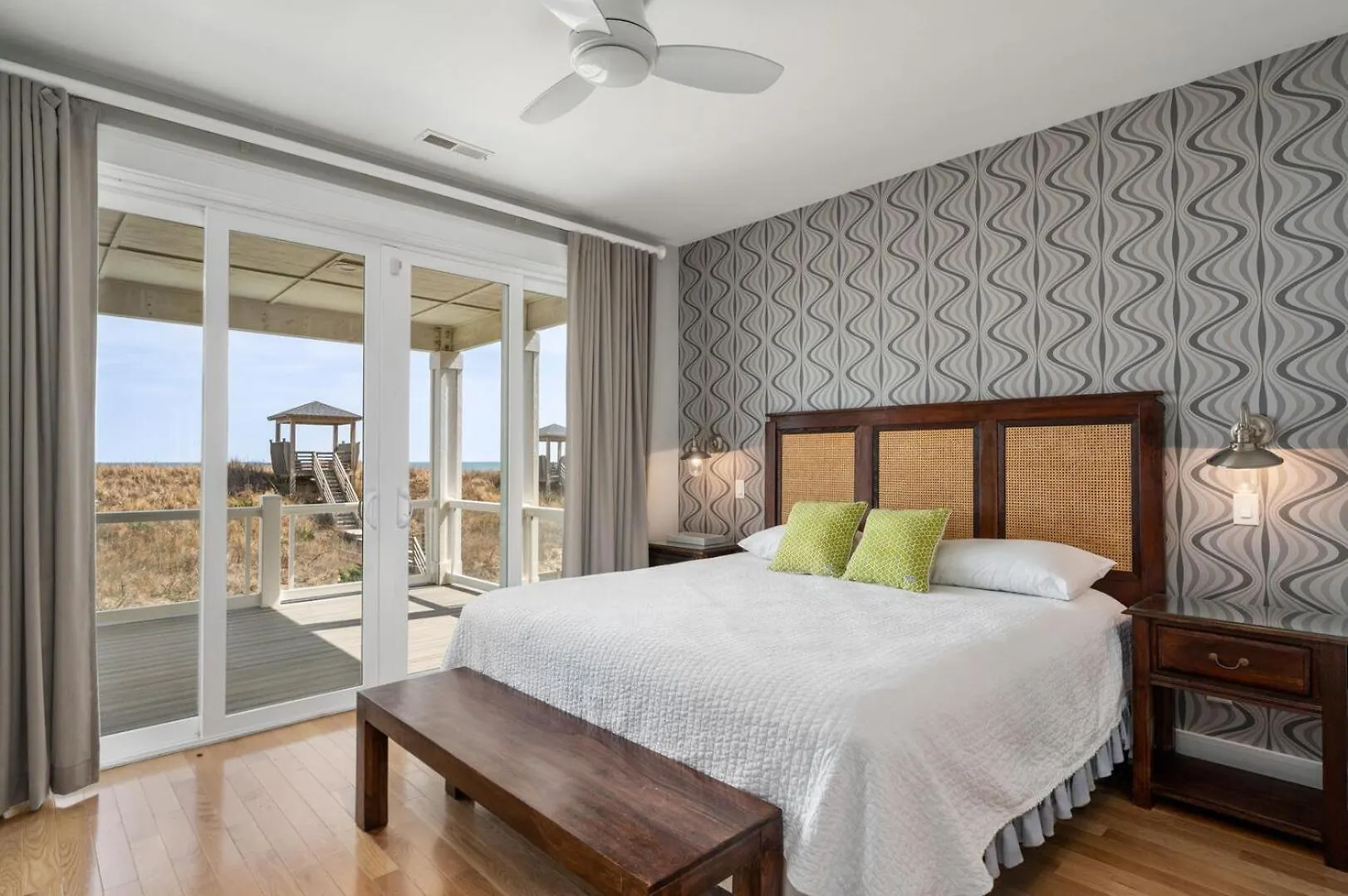 Queen Elizabeth 8 Bedroom Oceanfront Nags Head