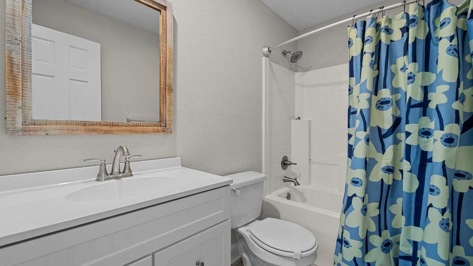 6099 - Turquoise Turtle By Realty Holiday home *