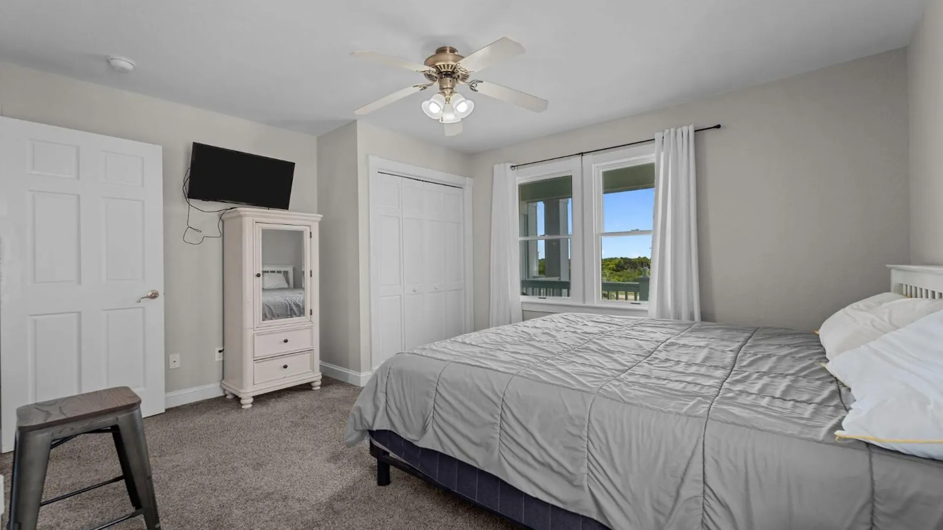 6099 - Turquoise Turtle By Realty *