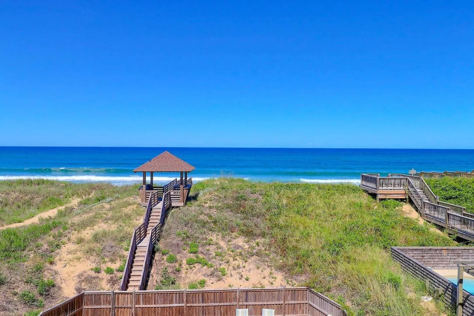 6007 Happy Sol Oceanfront Heatable Pool Holiday home