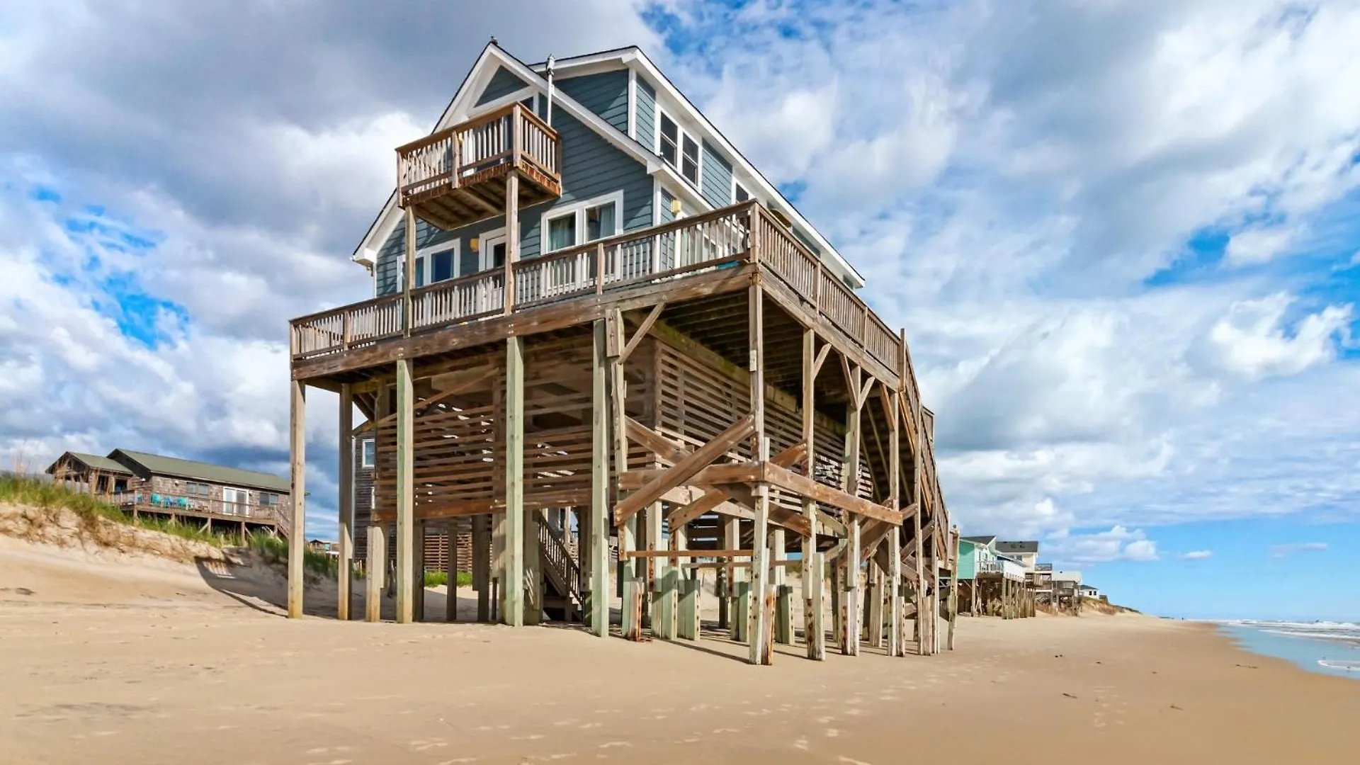 7133 Barefoot Super Oceanfront Amazing Views Nags Head