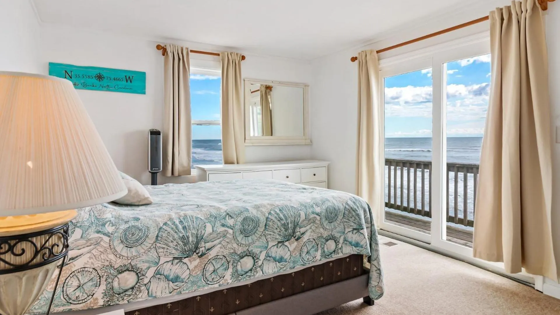 7133 Barefoot Super Oceanfront Amazing Views * Nags Head
